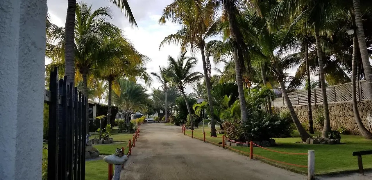 Hotel Los Jardines San Fernando de Monte Cristi